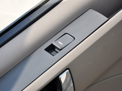 2014款 2.5T 手动 商杰版长轴中顶