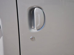 2014款 2.5T 手动 商杰版长轴中顶