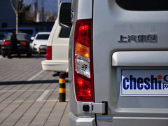 2014款 2.5T 手动 商杰版长轴中顶