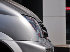 2014款 2.5T 手动 商杰版长轴中顶