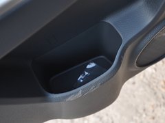 2013款 酷锐版 1.6L 手动 20周年3G智能版
