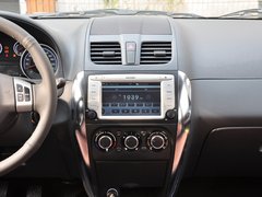 2013款 酷锐版 1.6L 手动 20周年3G智能版