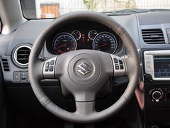 2013款 酷锐版 1.6L 手动 20周年3G智能版