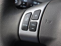 2013款 酷锐版 1.6L 手动 20周年3G智能版