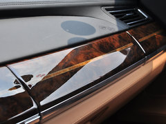 2013款 760Li 6.0 自动 个性版
