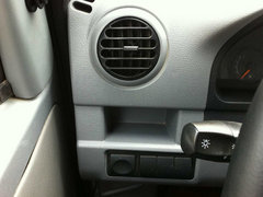 2012款 新鸿达 1.0L 手动 实用型