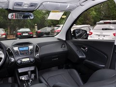 现代ix35 2013款 改款 GLS 2.0L 自动 两驱智能型 国V