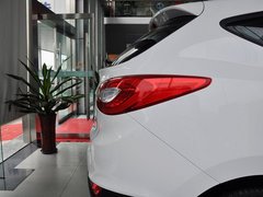 2013款 改款 GLX 2.4L 自动 两驱领先型 国V