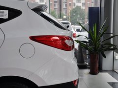 2013款 改款 GLX 2.4L 自动 两驱领先型 国V