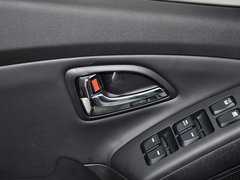 现代ix35 2013款 改款 GLX 2.4L 自动 两驱领先型 国V