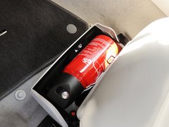 2014款 E260L 1.8T 自动 运动轿车