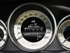 2014款 E260L 1.8T 自动 运动轿车