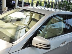 2014款 E260L 1.8T 自动 运动轿车