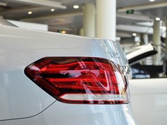 2014款 E260L 1.8T 自动 运动轿车