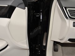 2014款 E260L 1.8T 自动 运动轿车