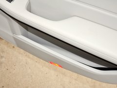 2014款 E260L 1.8T 自动 运动轿车