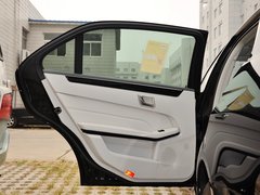 2014款 E260L 1.8T 自动 运动轿车