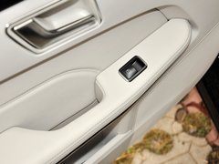 2014款 E260L 1.8T 自动 运动轿车