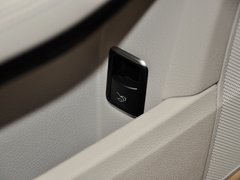 2014款 E260L 1.8T 自动 运动轿车