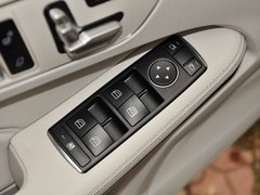 2014款 E260L 1.8T 自动 运动轿车