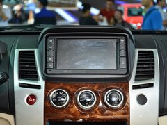 2013款 3.0L 自动 豪华版 7座