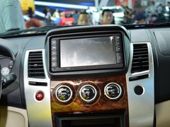 2013款 3.0L 自动 豪华版 7座