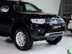 2013款 3.0L 自动 豪华版 7座