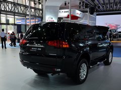 2013款 3.0L 自动 豪华版 7座