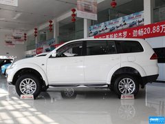 2013款 3.0L 自动 豪华版 7座