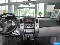 2013款 3.0L 自动 豪华版 7座