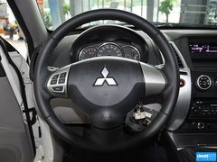 2013款 3.0L 自动 豪华版 7座