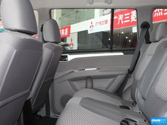 2013款 3.0L 自动 豪华版 7座