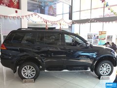 2013款 3.0L 自动 豪华版 7座