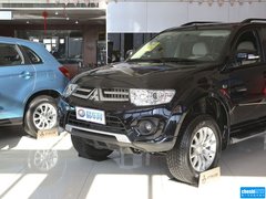2013款 3.0L 自动 豪华版 7座