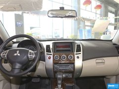 2013款 3.0L 自动 豪华版 7座