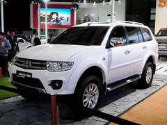 2013款 3.0L 自动 旗舰版 7座
