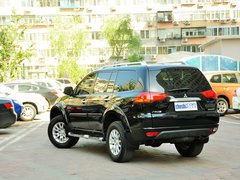 2013款 3.0L 自动 旗舰版 7座