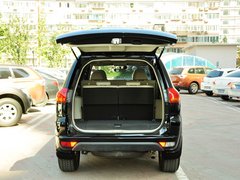 2013款 3.0L 自动 旗舰版 7座