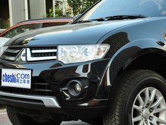 2013款 3.0L 自动 旗舰版 7座
