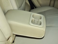 2013款 3.0L 自动 旗舰版 7座