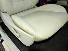 2013款 3.0L 自动 旗舰版 7座