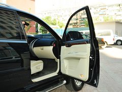 2013款 3.0L 自动 旗舰版 7座