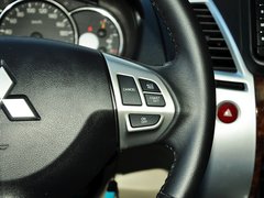 2013款 3.0L 自动 旗舰版 7座