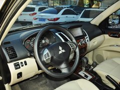 2013款 3.0L 自动 旗舰版 7座