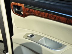 2013款 3.0L 自动 旗舰版 7座