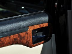 2013款 3.0L 自动 旗舰版 7座
