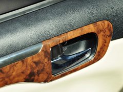 2013款 3.0L 自动 旗舰版 7座