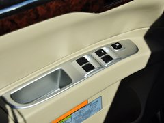 2013款 3.0L 自动 旗舰版 7座