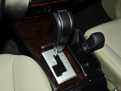 2013款 3.0L 自动 旗舰版 7座
