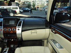 2013款 3.0L 自动 旗舰版 7座